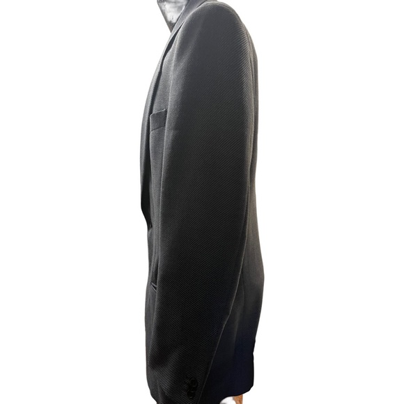 Giorgio Armani Sports Blazer (Dry Cleaned) - Picture 4 of 13